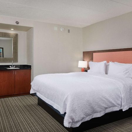 Hampton Inn Fairfax City Екстер'єр фото