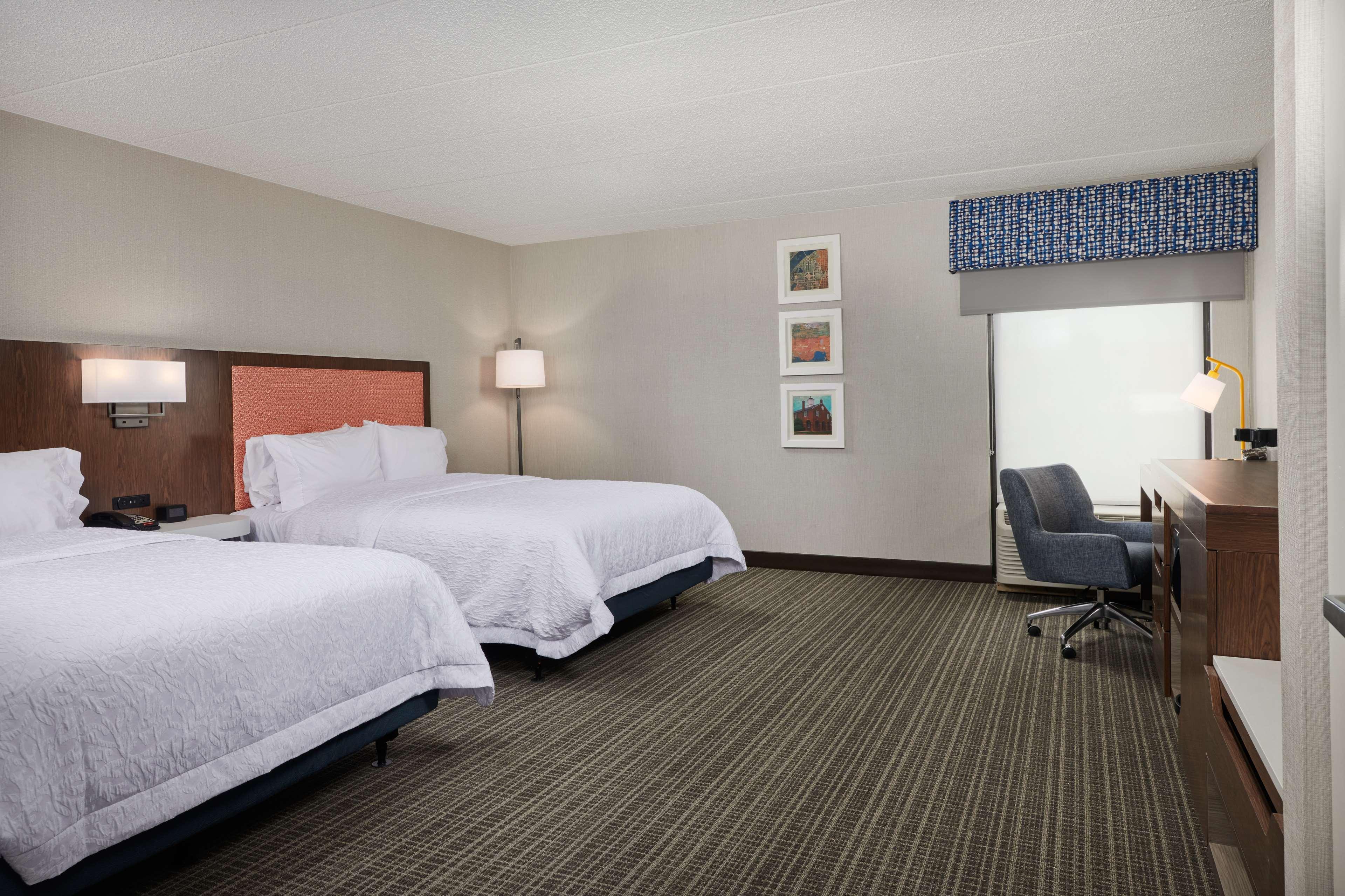 Hampton Inn Fairfax City Екстер'єр фото