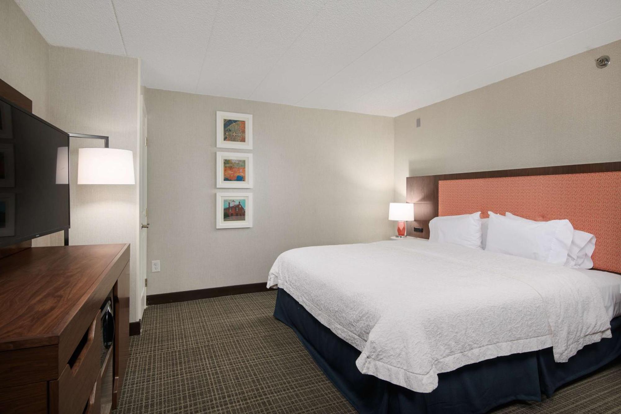 Hampton Inn Fairfax City Екстер'єр фото