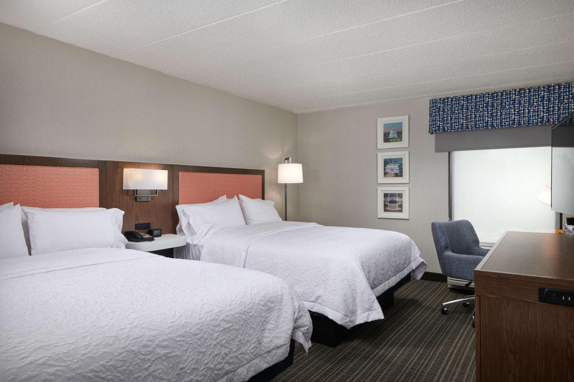 Hampton Inn Fairfax City Екстер'єр фото